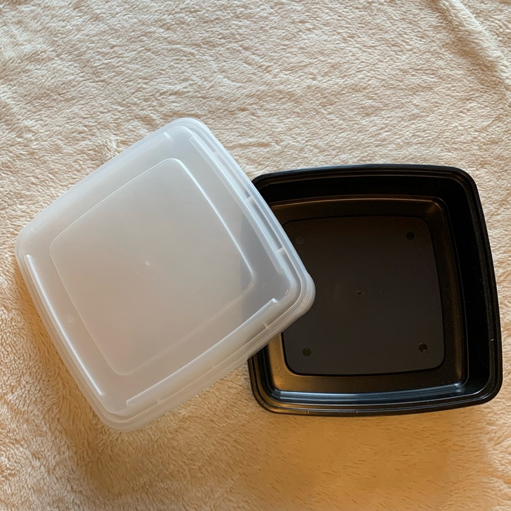 4 Pack Plastic Food Savers